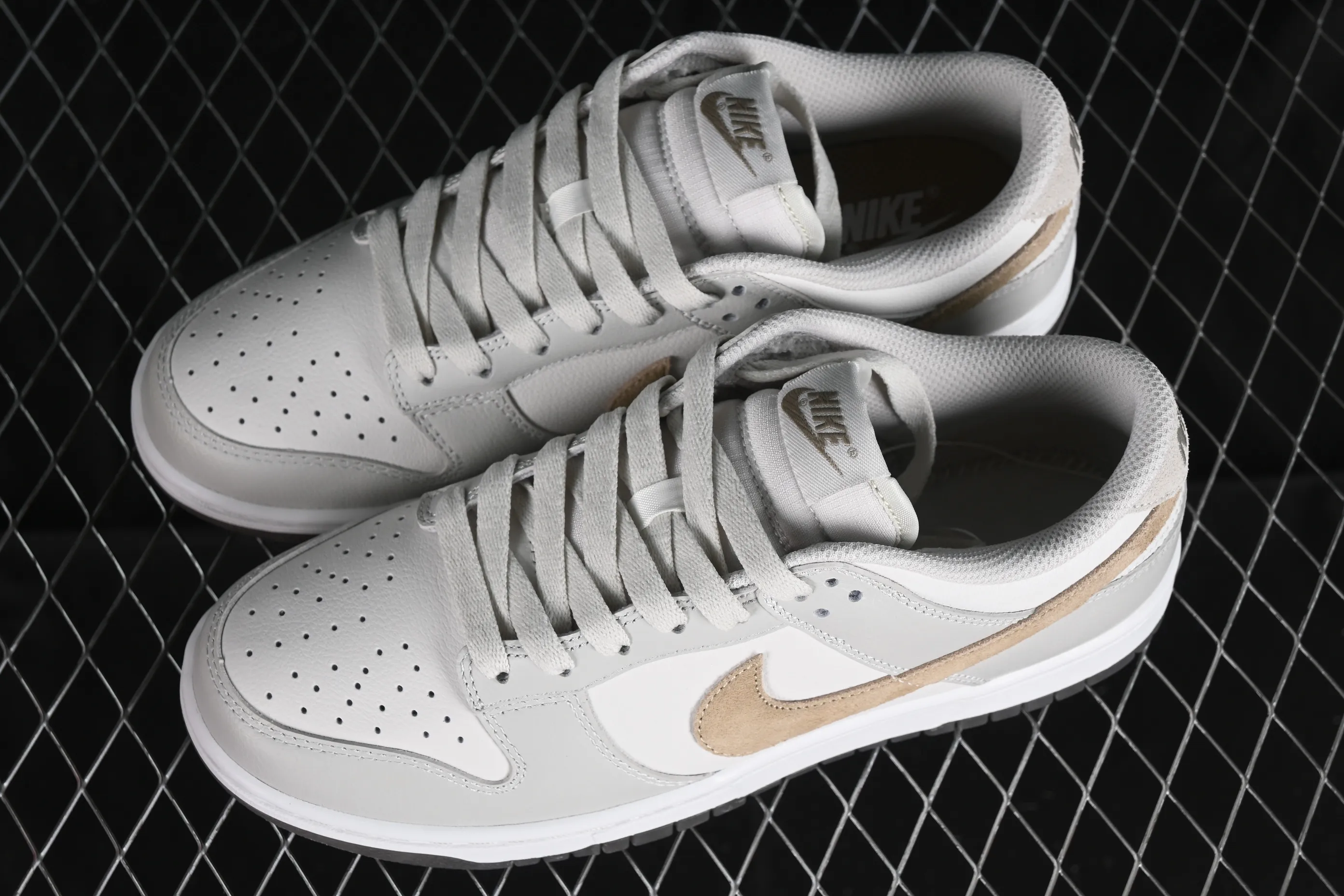 All categories Nk SB Dunk series Nk SB Dunk Low low-top sneakers Z version Nk Dunk Low "Phantom/Khaki" light gray brown SB low-top casual sneakers FJ4188-001
